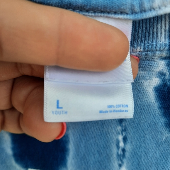 St. Mary's cropped t-shirt - Picture 4 of 9